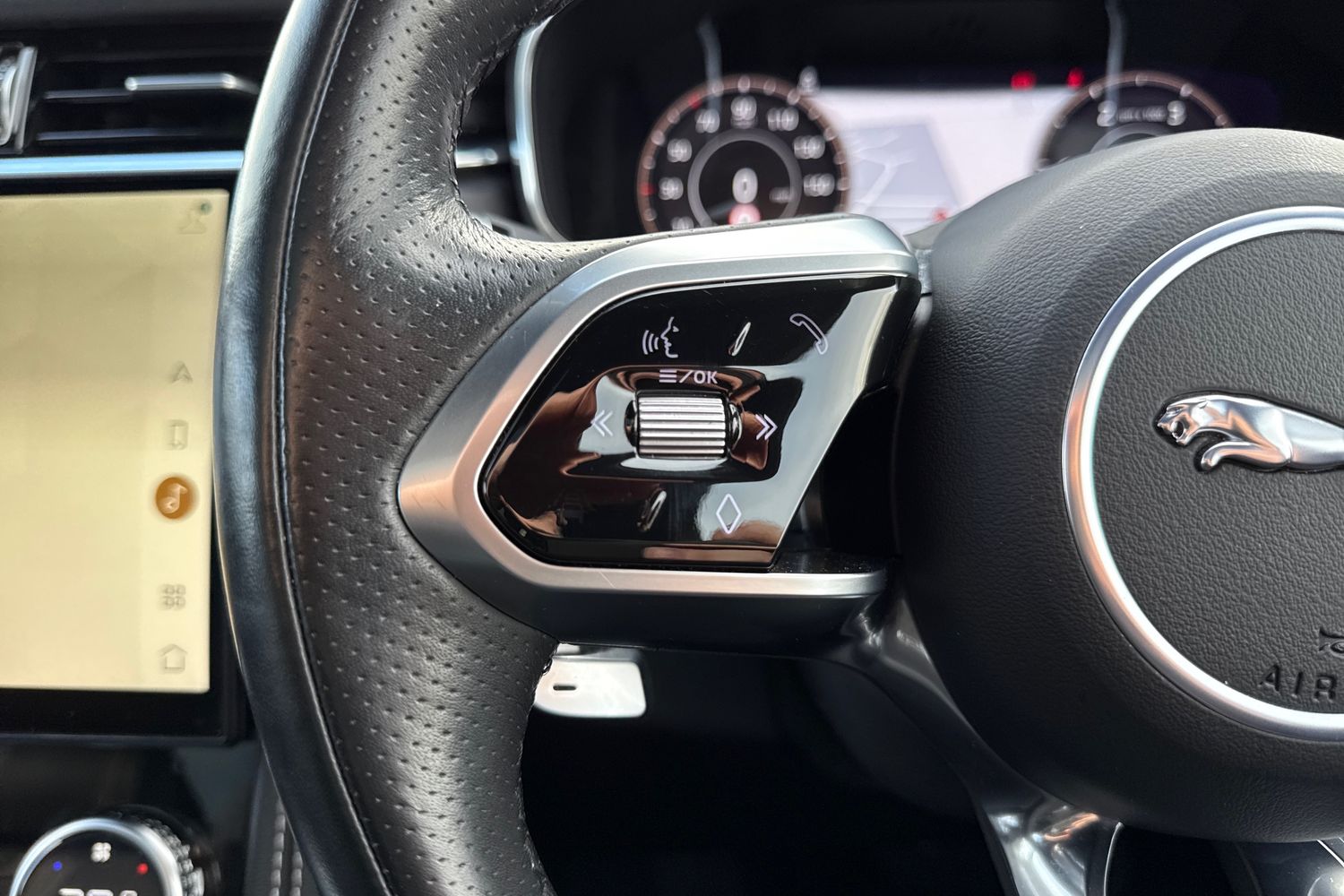 Used Jaguar F-Pace 2021 for sale - 77527550: Photo 46