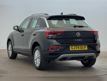 Used Volkswagen T-Roc 2024 for sale - 75557061: Photo