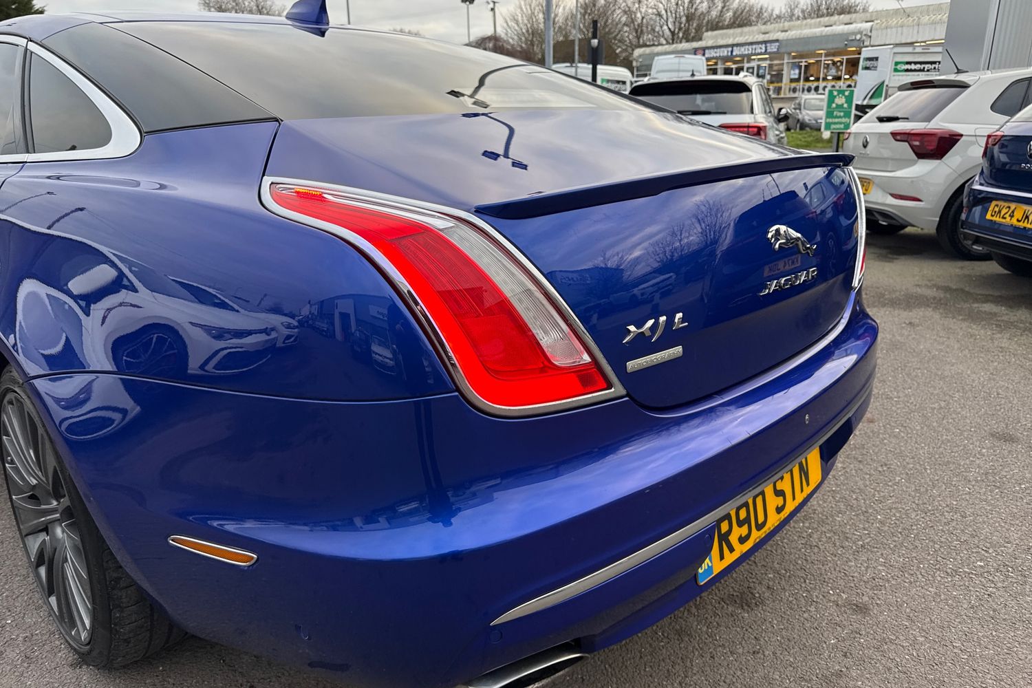 Used Jaguar XJ 2017 for sale - 77076813: Photo 8