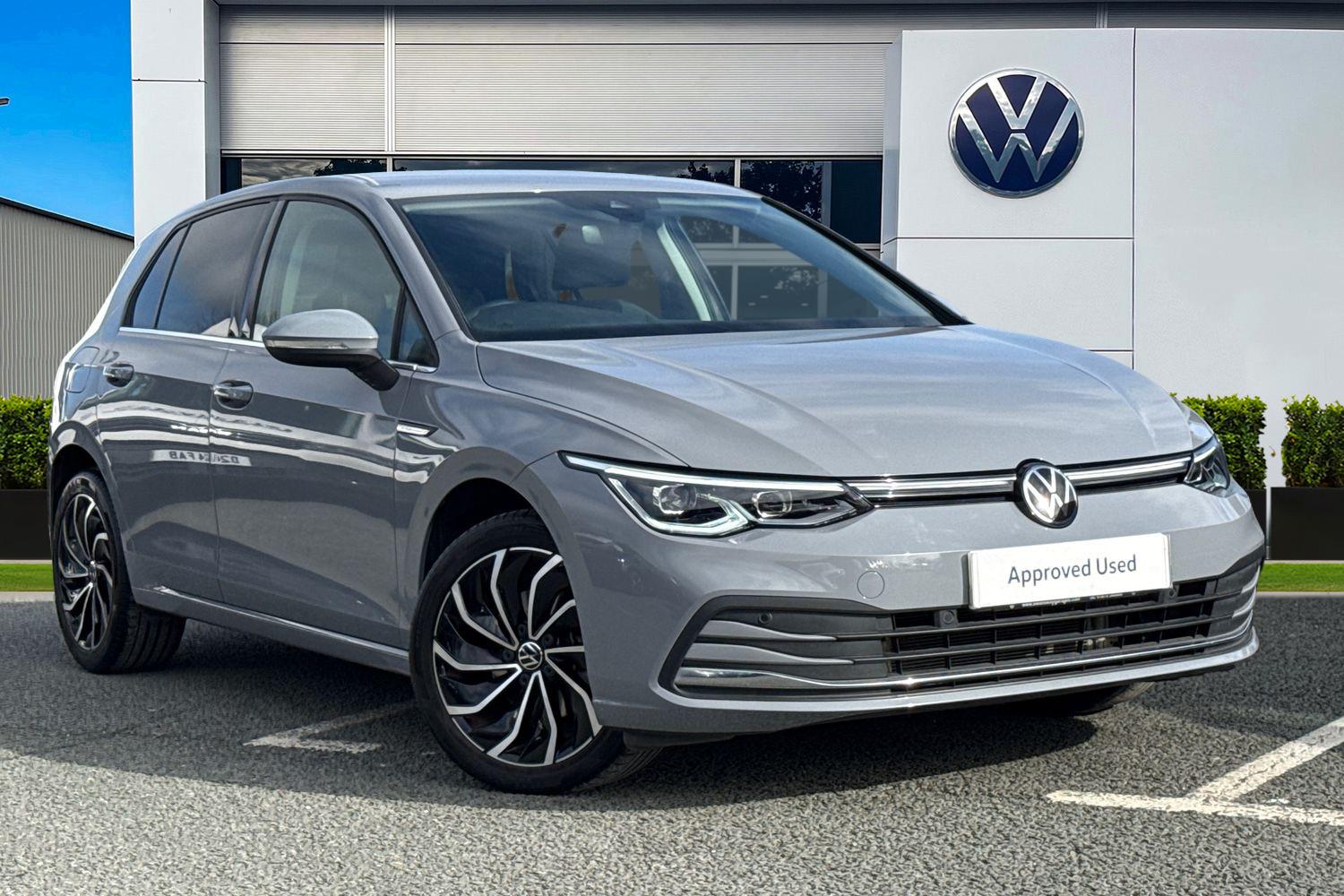 Used Volkswagen Golf 2023 for sale - 77733654: Photo 1