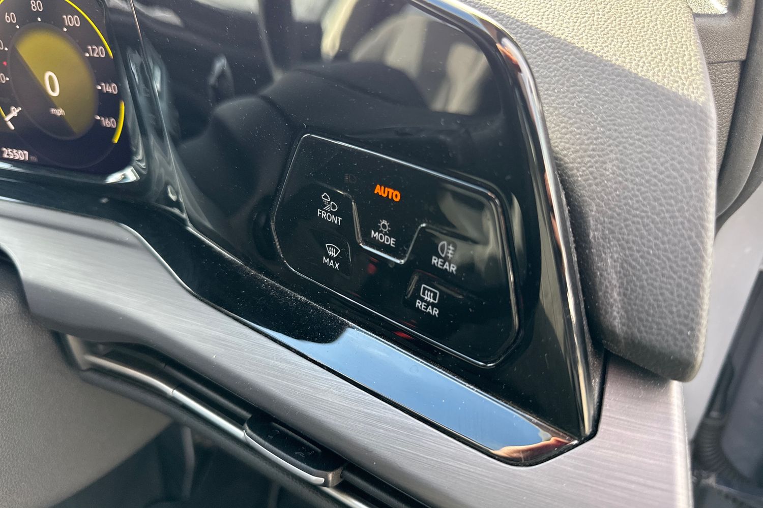 Used Volkswagen Golf 2023 for sale - 77733654: Photo 37