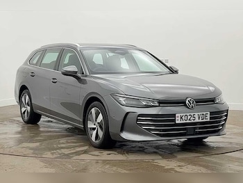 Used Volkswagen Passat 2025 for sale - 78001833: Photo