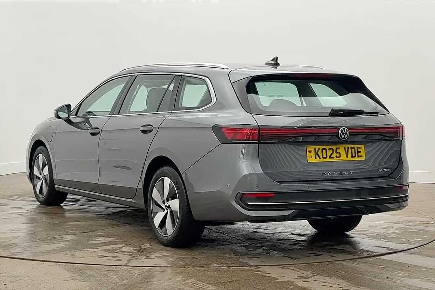 Used Volkswagen Passat 2025 for sale - 78001833: Photo 3