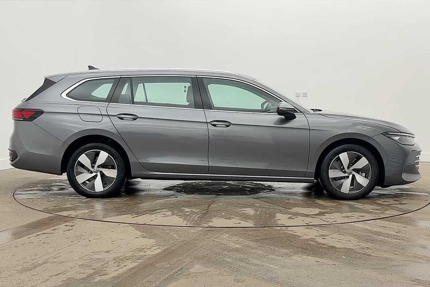 Used Volkswagen Passat 2025 for sale - 78001833: Photo 4