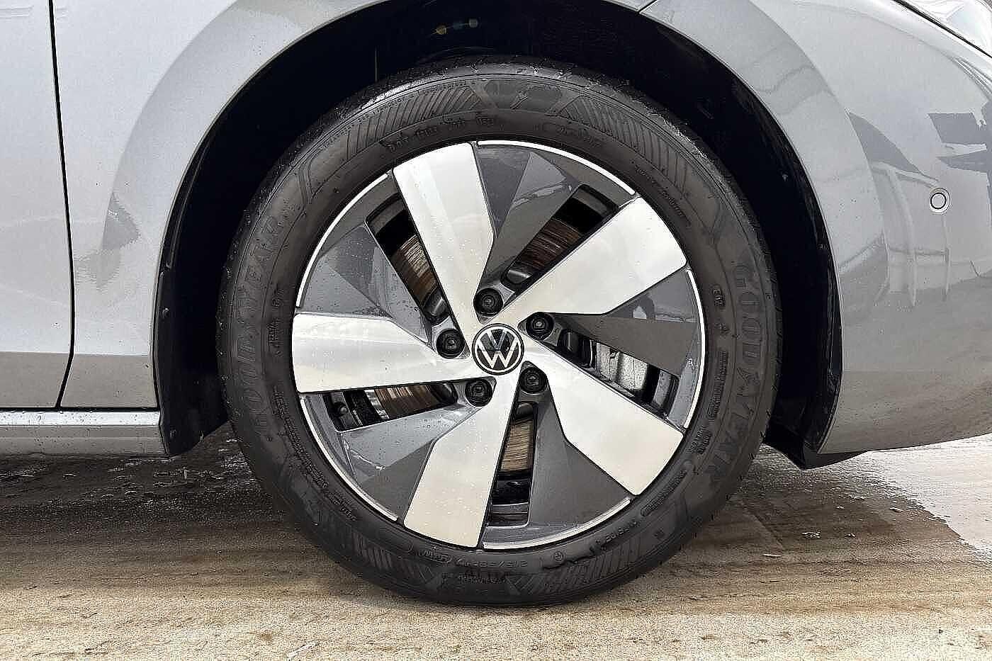 Used Volkswagen Passat 2025 for sale - 78001833: Photo 5