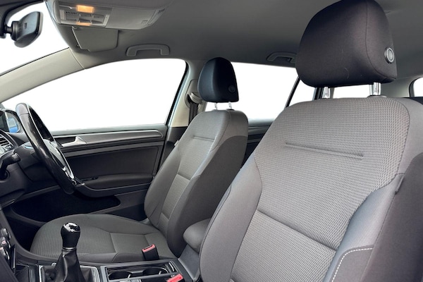 Used Volkswagen Golf 2019 for sale - 76182136: Photo 10