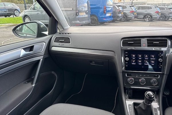 Used Volkswagen Golf 2019 for sale - 76182136: Photo 14