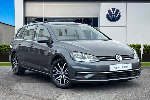 Used Volkswagen Golf 2019 for sale - 76182136: Photo 1