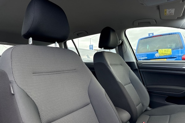Used Volkswagen Golf 2019 for sale - 76182136: Photo 20