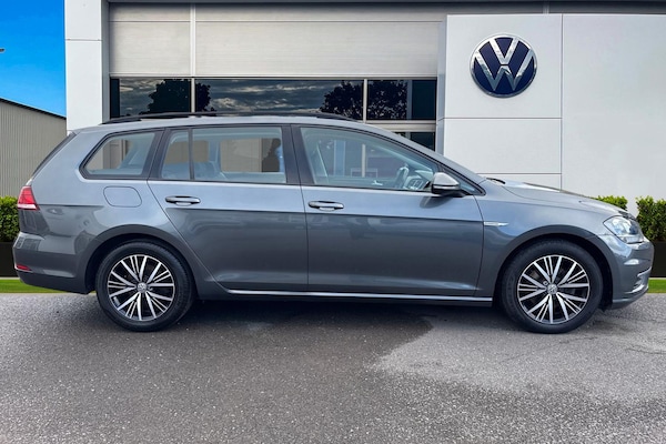Used Volkswagen Golf 2019 for sale - 76182136: Photo 3