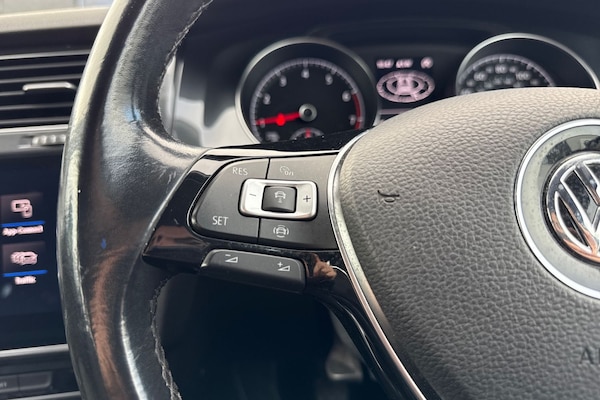 Used Volkswagen Golf 2019 for sale - 76182136: Photo 44