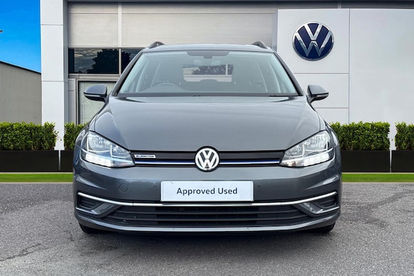 Used Volkswagen Golf 2019 for sale - 76182136: Photo 5