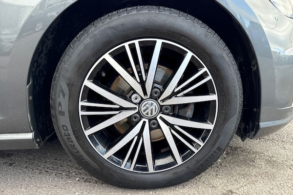 Used Volkswagen Golf 2019 for sale - 76182136: Photo 6