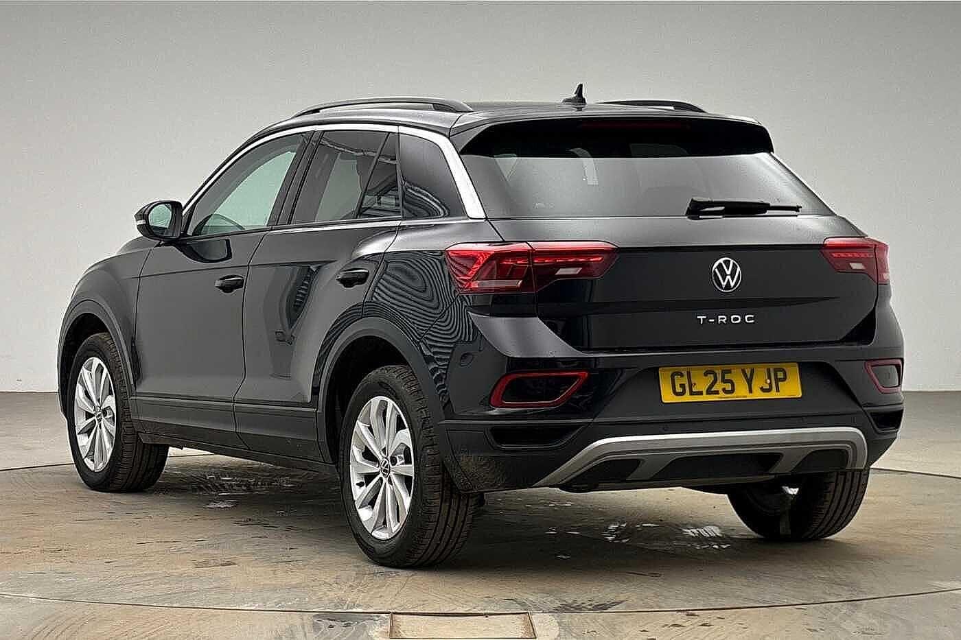 Used Volkswagen T-Roc 2025 for sale - 78177606: Photo 3
