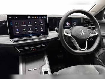 Used Volkswagen Passat 2025 for sale - 76629845: Photo