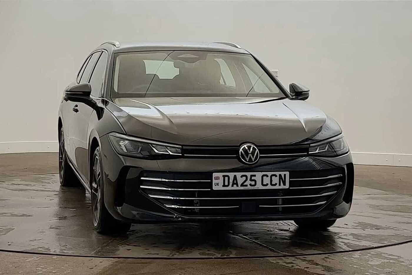 Used Volkswagen Passat 2025 for sale - 76629845: Photo 7
