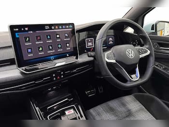 Used Volkswagen Golf 2025 for sale - 79854427: Photo