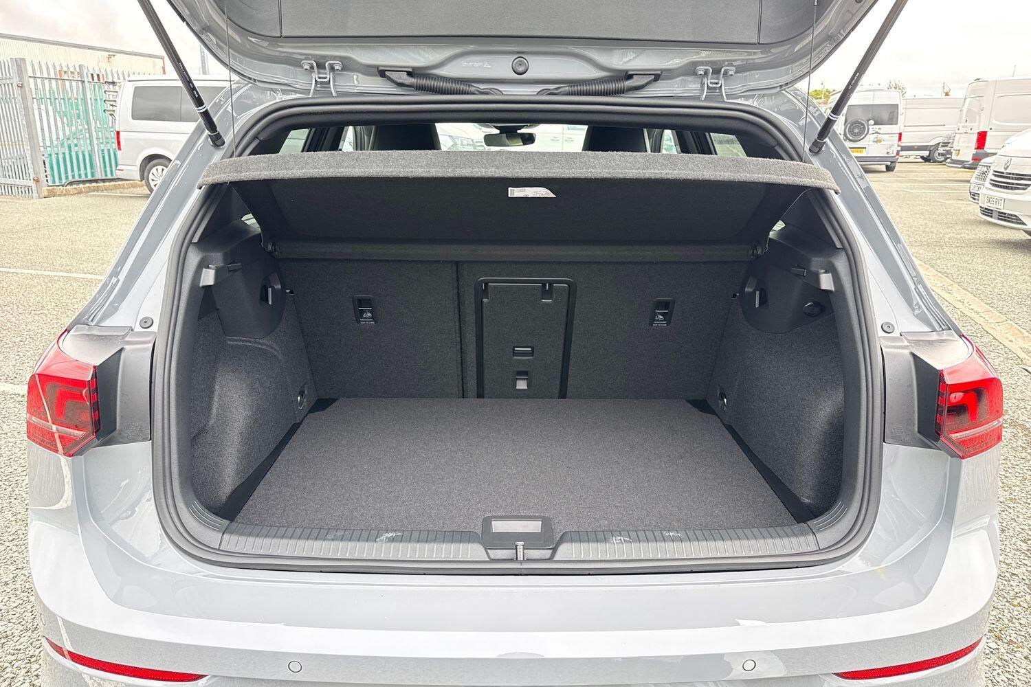 Used Volkswagen Golf 2025 for sale - 77128787: Photo 55