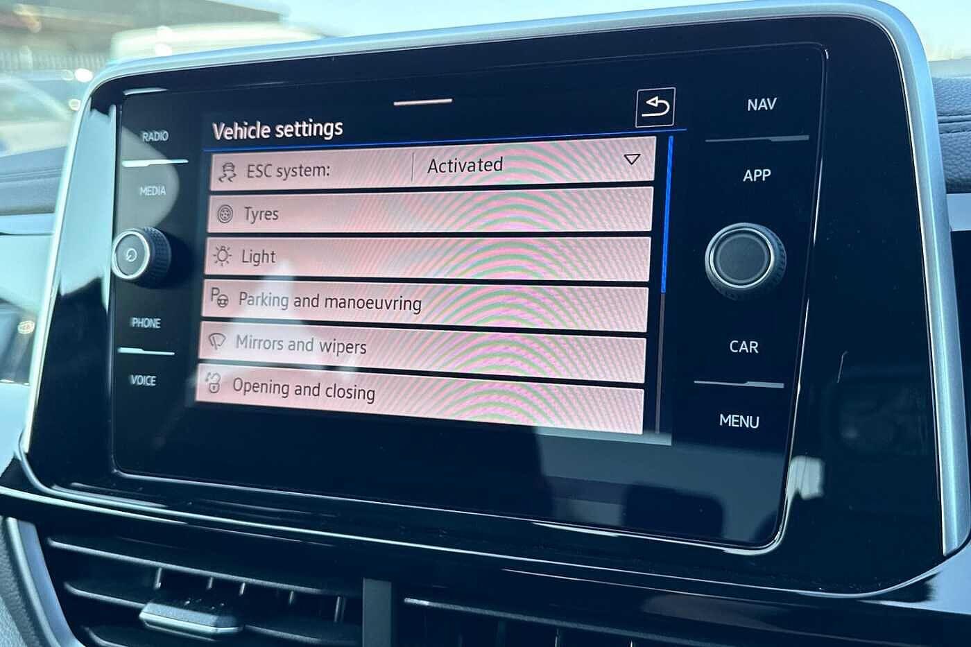 Used Volkswagen T-Roc 2025 for sale - 77187334: Photo 53