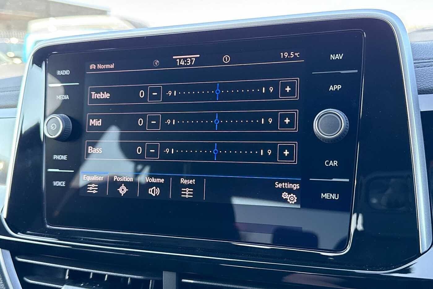 Used Volkswagen T-Roc 2025 for sale - 77187334: Photo 55