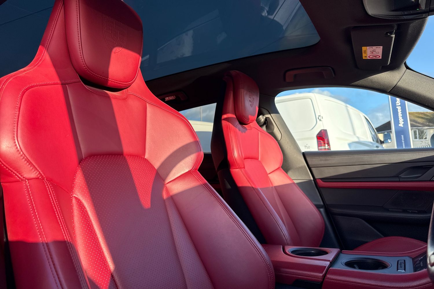 Used Porsche Taycan 2022 for sale - 76896222: Photo 24