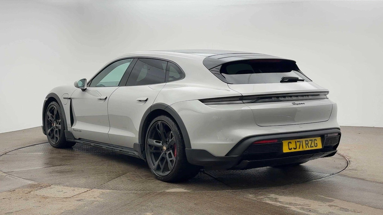 Used Porsche Taycan 2022 for sale - 76896222: Photo 3