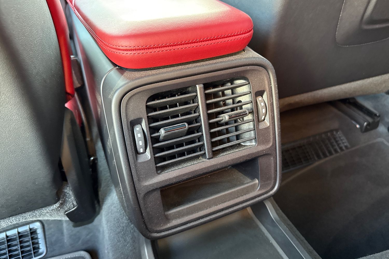 Used Porsche Taycan 2022 for sale - 76896222: Photo 37