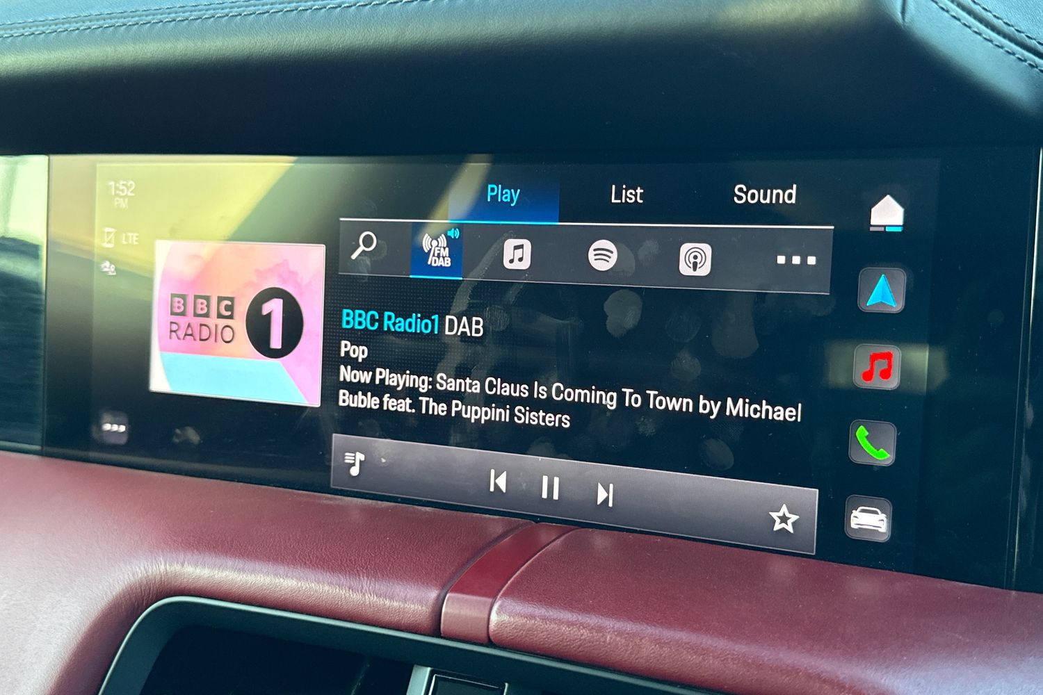 Used Porsche Taycan 2022 for sale - 76896222: Photo 52