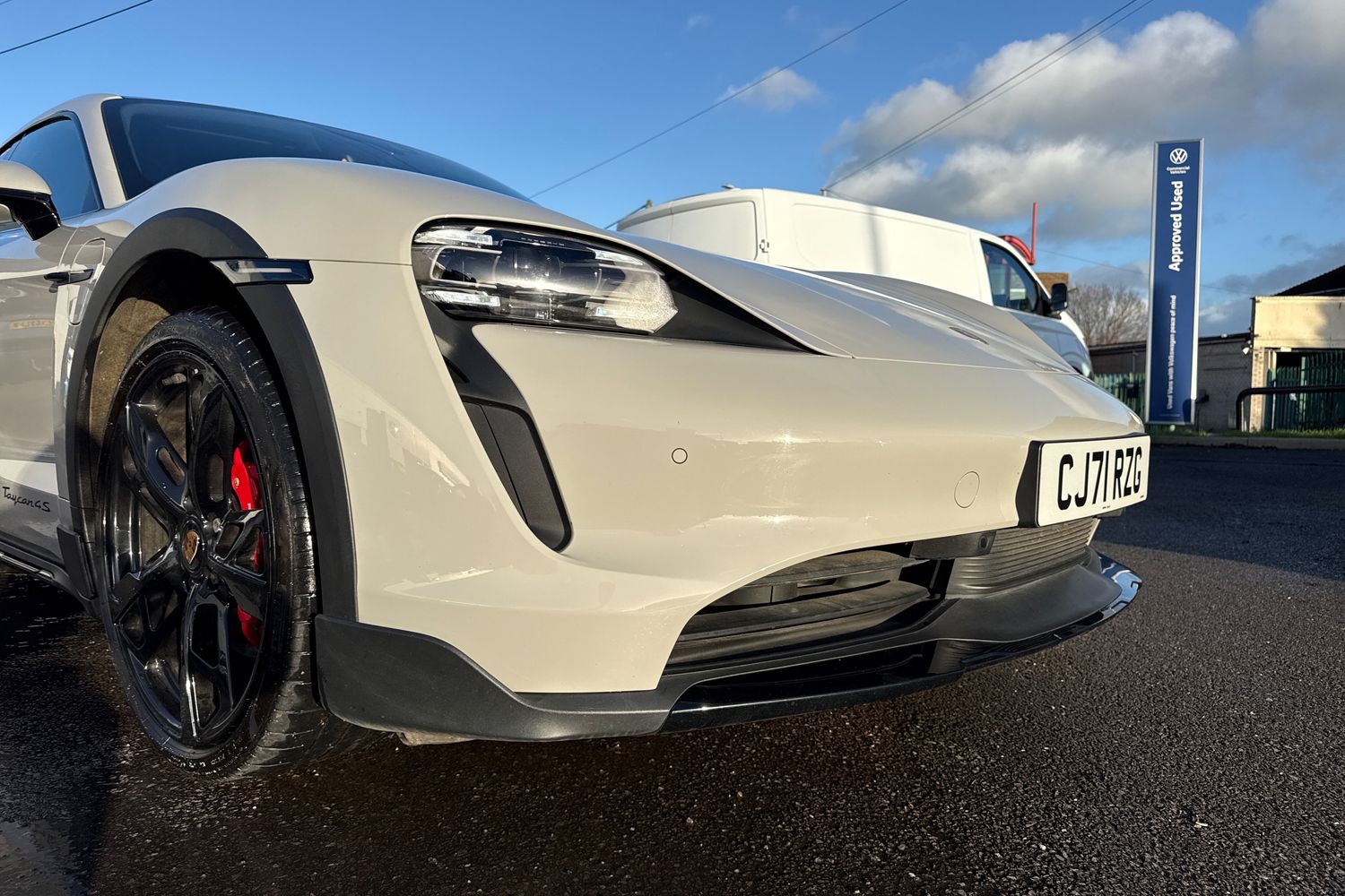 Used Porsche Taycan 2022 for sale - 76896222: Photo 9