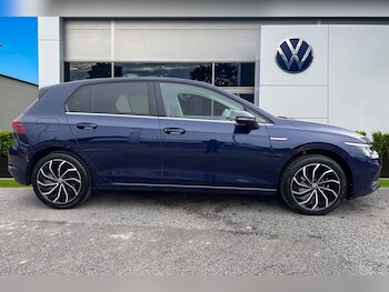 Used Volkswagen Golf 2023 for sale - 78242505: Photo