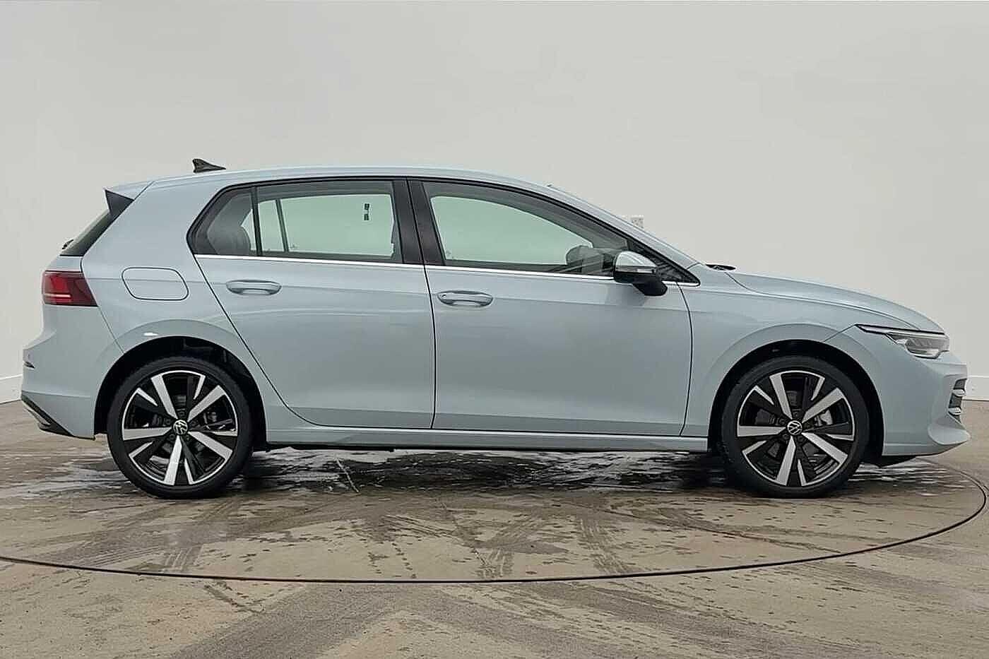 Used Volkswagen Golf 2025 for sale - 77680146: Photo 4