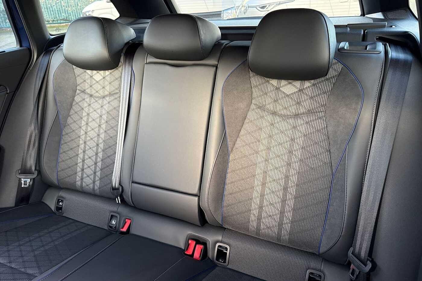 Used Volkswagen Passat 2025 for sale - 77571063: Photo 14