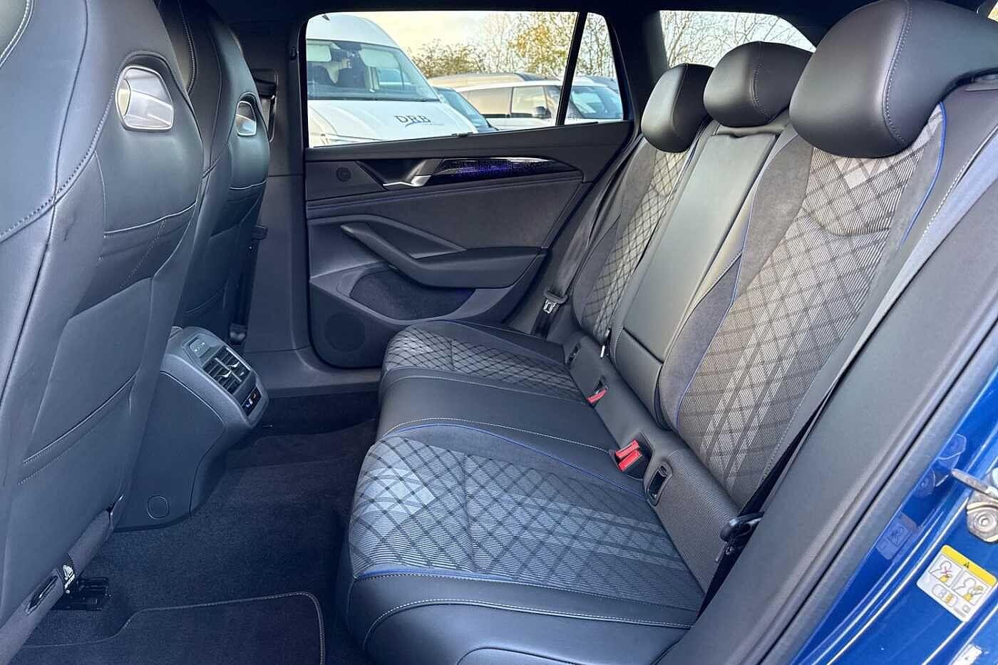 Used Volkswagen Passat 2025 for sale - 77571063: Photo 36