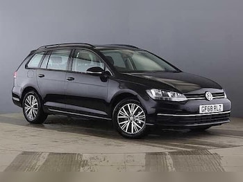 Used Volkswagen Golf 2018 for sale - 76535252: Photo