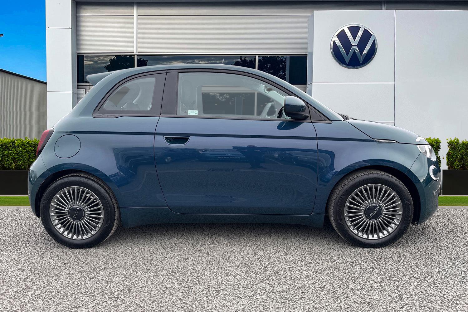 Used Fiat 500e 2022 for sale - 77996393: Photo 3