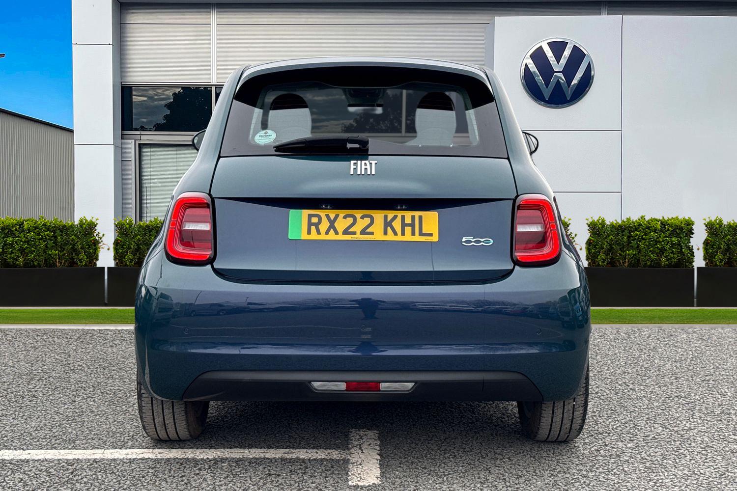 Used Fiat 500e 2022 for sale - 77996393: Photo 4