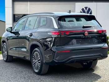 Used Volkswagen Touran 2025 for sale - 73922055: Photo