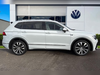 Used Volkswagen Tiguan Allspace 2019 for sale - 76624980: Photo