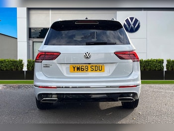 Used Volkswagen Tiguan Allspace 2019 for sale - 76624980: Photo