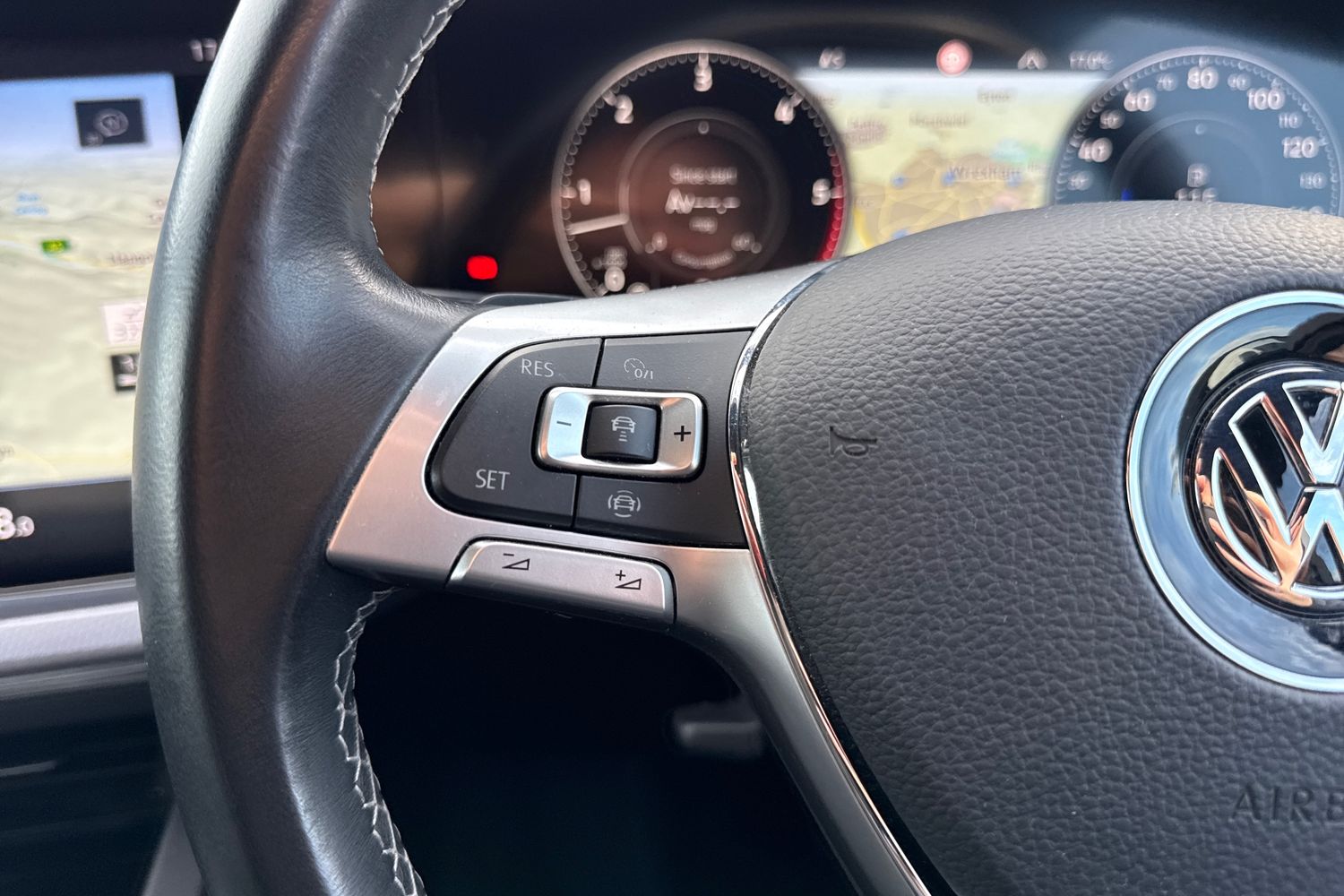 Used Volkswagen Touareg 2019 for sale - 76535244: Photo 51