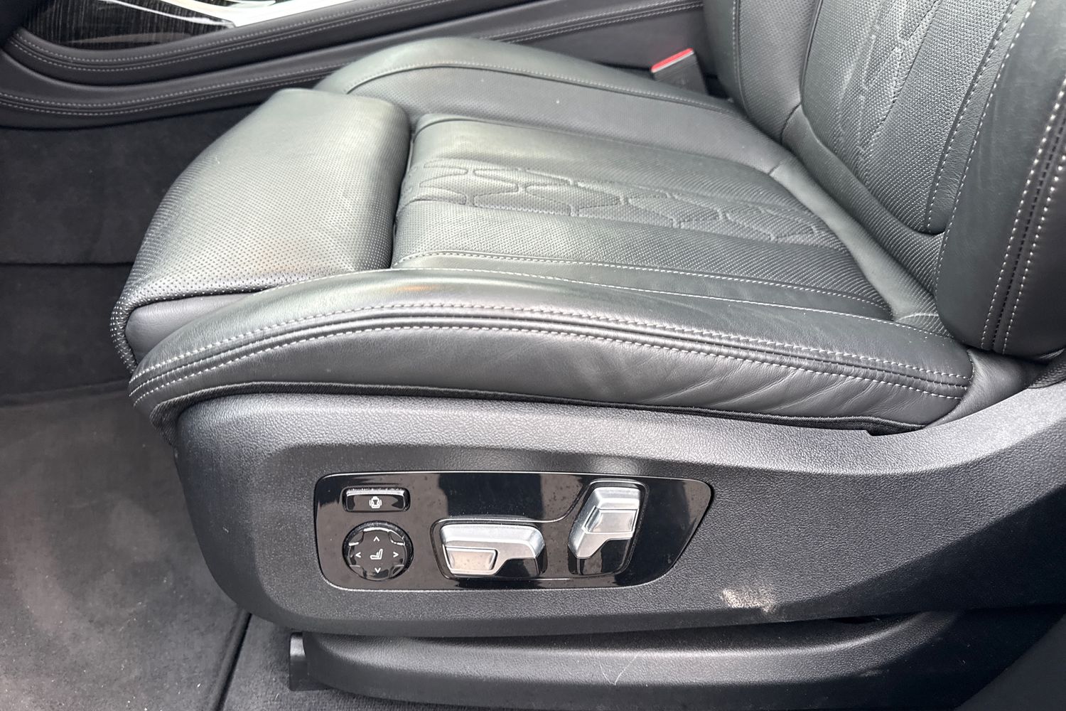 Used BMW X7 2019 for sale - 77270425: Photo 41