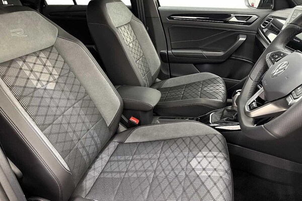 Used Volkswagen T-Roc 2025 for sale - 76207048: Photo 11