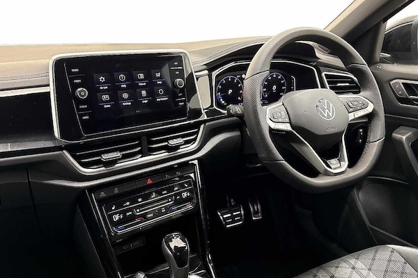 Used Volkswagen T-Roc 2025 for sale - 76207048: Photo 2