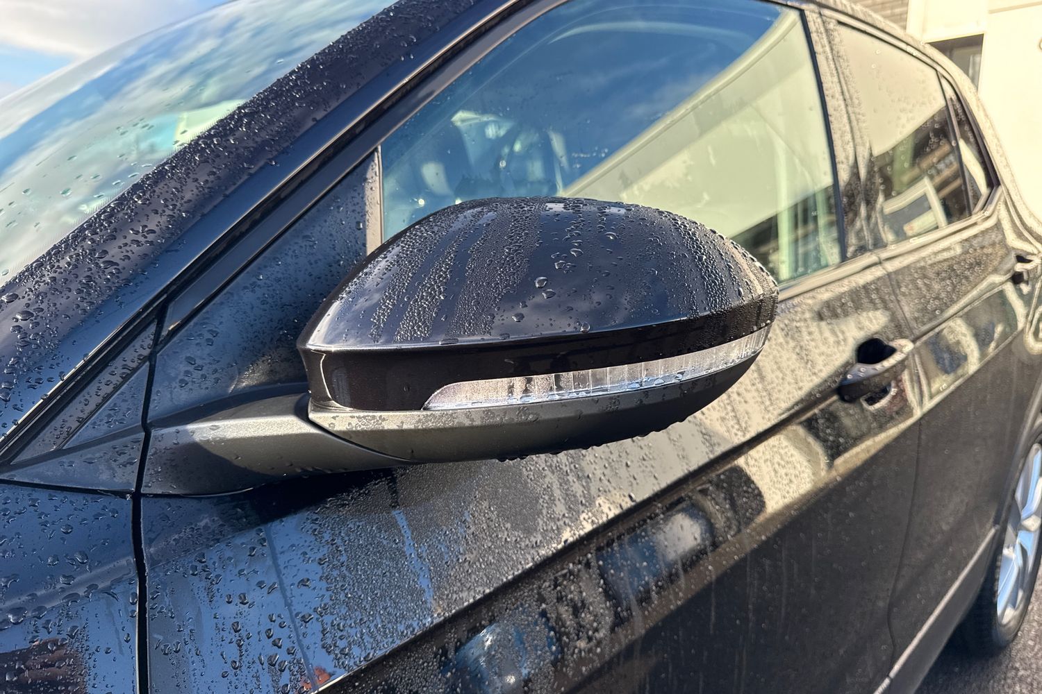 Used Volkswagen T-Cross 2024 for sale - 76902537: Photo 31