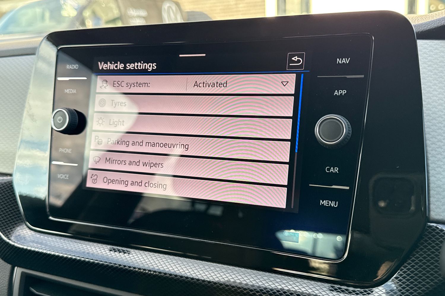 Used Volkswagen T-Cross 2024 for sale - 76902537: Photo 50