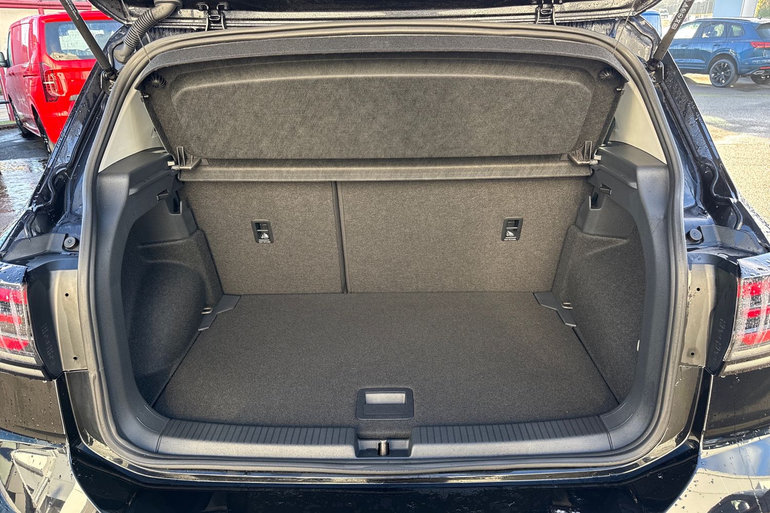 Used Volkswagen T-Cross 2024 for sale - 76902537: Photo 7