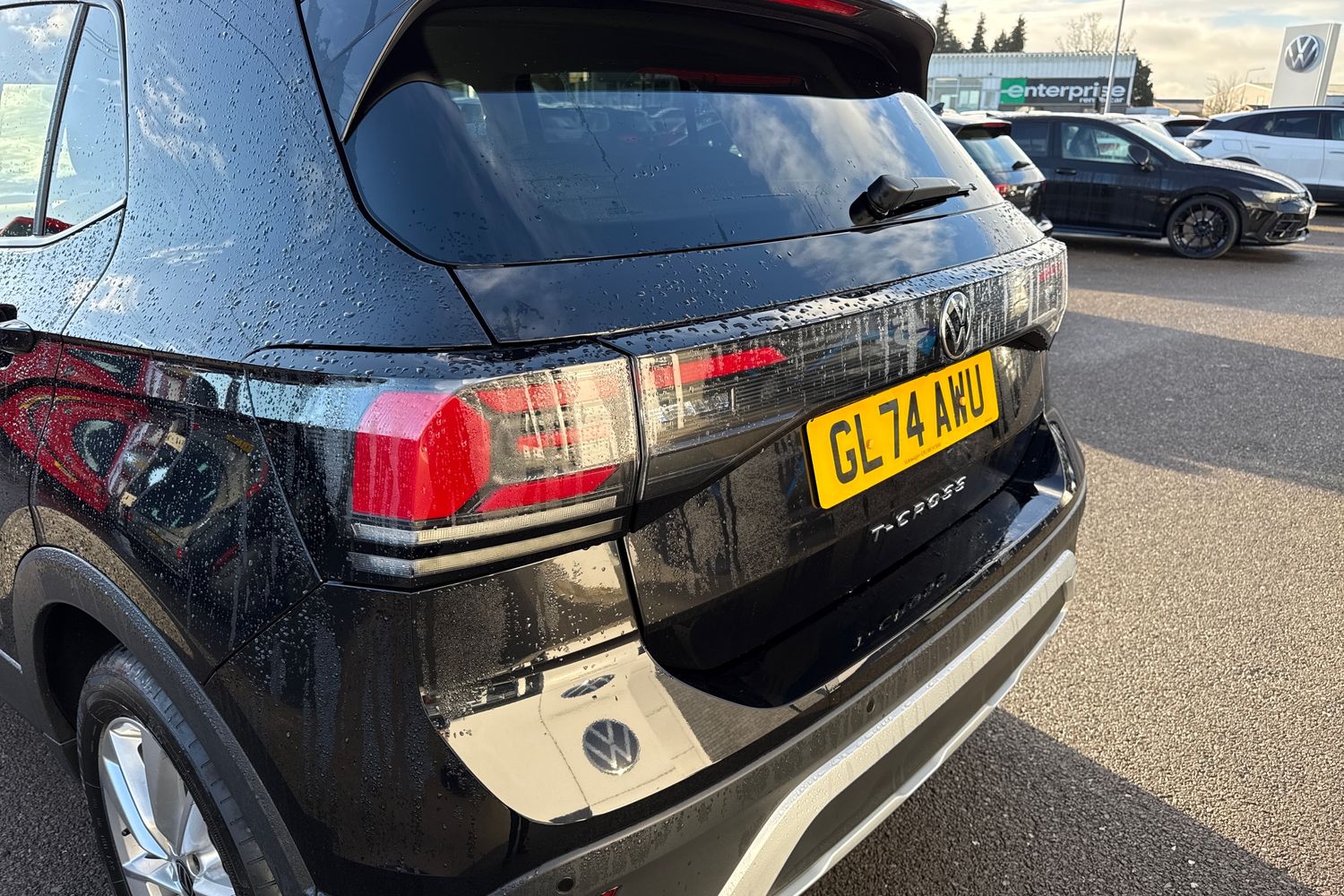 Used Volkswagen T-Cross 2024 for sale - 76902537: Photo 8