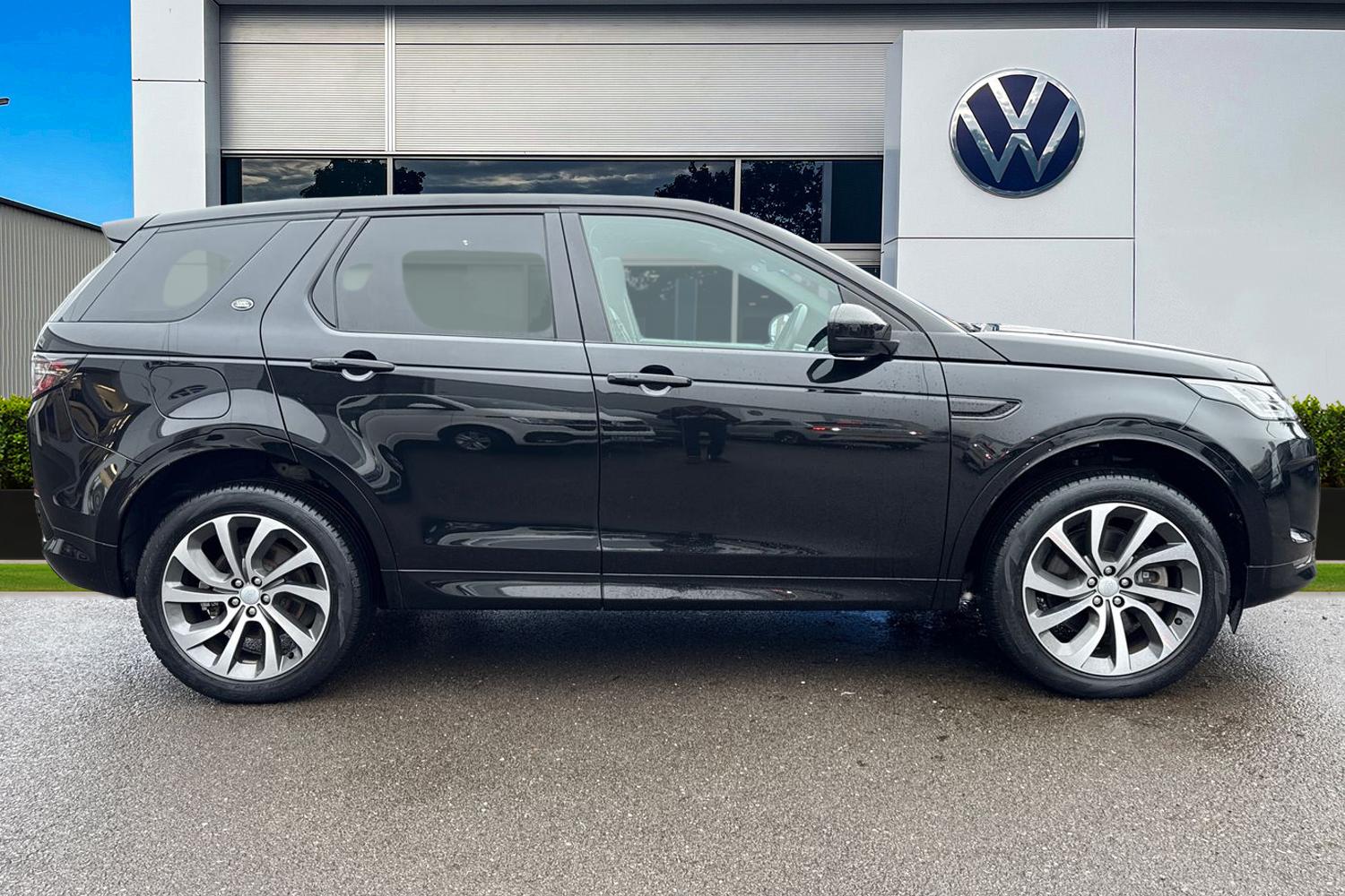 Used Land Rover Discovery Sport 2022 for sale - 77382896: Photo 3