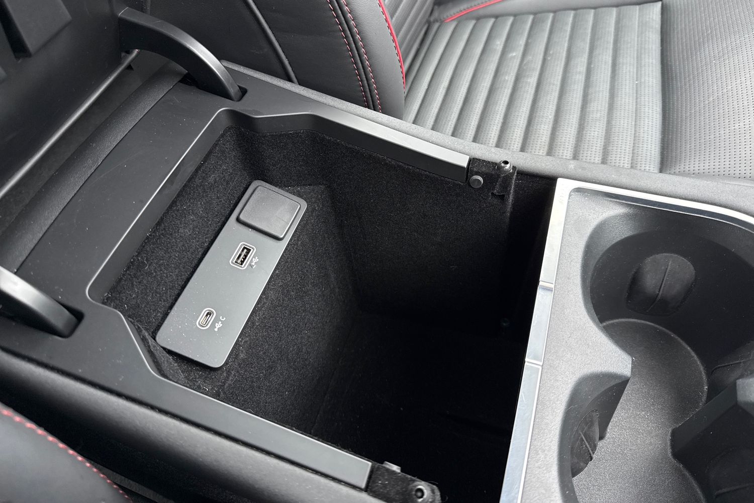 Used Land Rover Discovery Sport 2022 for sale - 77382896: Photo 52