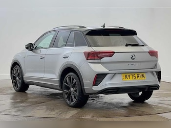 Used Volkswagen T-Roc 2025 for sale - 77152644: Photo